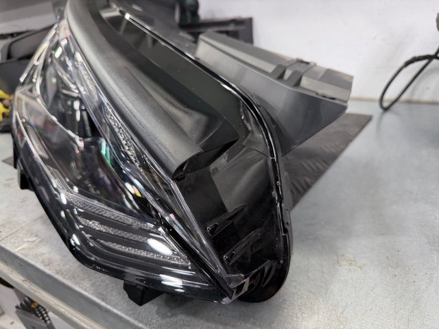 Faro Derecho Kia EV6 2021-2024 Original