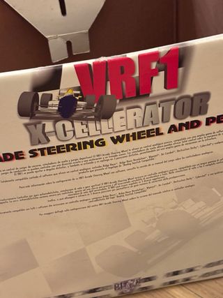 Volante e pedaliera VRF1 X-Cellerator