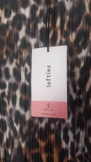 Vestido largo estampado leopardo.