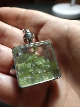 Colgante Piedra Volcánica Olivina