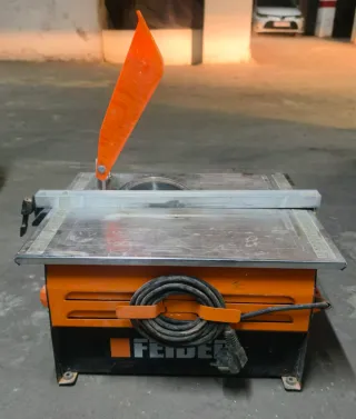 Cortadora de azulejos FEIDER