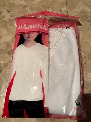 Camiseta térmica niña Talla 14 sin estrenar