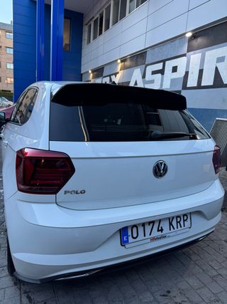 Volkswagen Polo - R LINE
