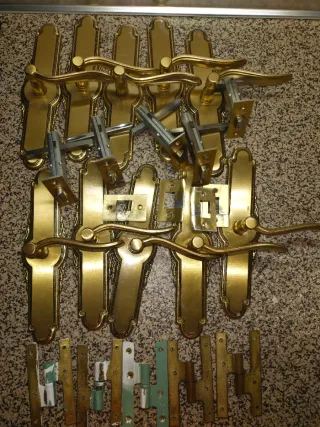 Manillas puerta interior y entrada