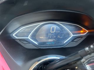 Honda PCX 125 Roja Scooter Automática