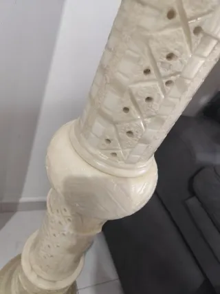 Columna de alabastro beige