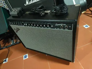 Amplificador Fender Champion 100