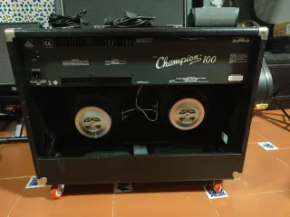 Amplificador Fender Champion 100