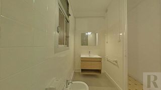 Piso en venta en La Font de la Guatlla en Barcelona