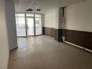 Local comercial en venta en La Bordeta en Lleida