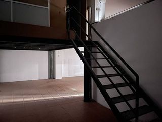 Local comercial en venta en La Bordeta en Lleida