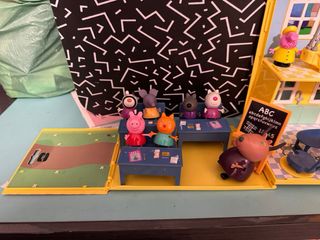 Casa y Colegio Peppa Pig