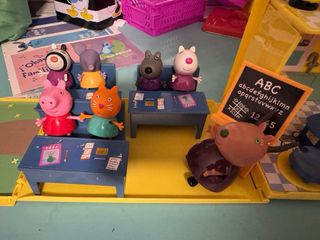 Casa y Colegio Peppa Pig