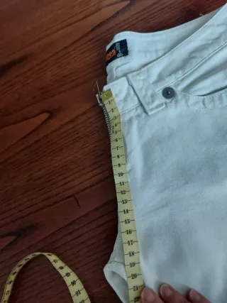 Jeans  vita bassa bianchi vintage a zampa tg.28