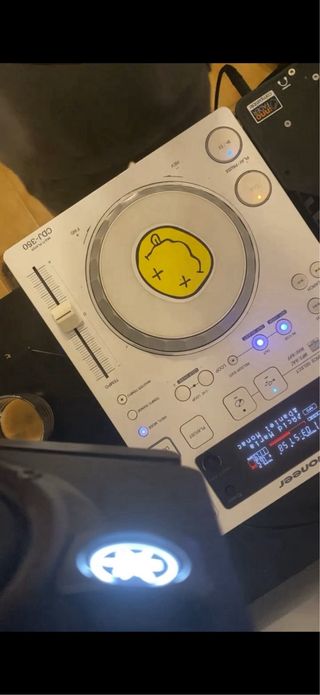 2x Pioneer CDJ-350 W