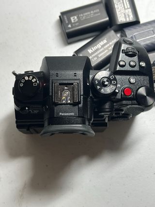 Panasonic Lumix GH6 (solo cuerpo)