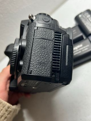 Panasonic Lumix GH6 (solo cuerpo)