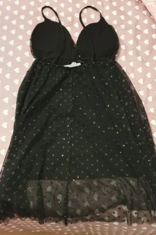 Vestito nero con paillettes