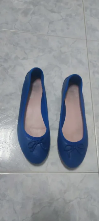Bailarinas azules con lazo
