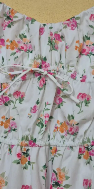 Vestido midi floral blanco