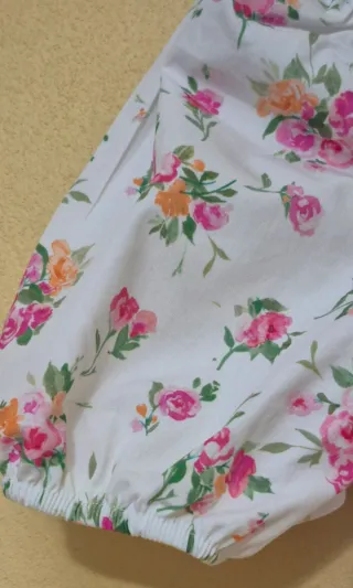 Vestido midi floral blanco