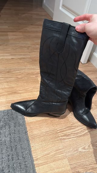 Botas altas de piel Zara negras