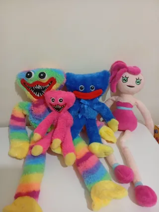 Lote de 4 peluches Huggy Wuggy