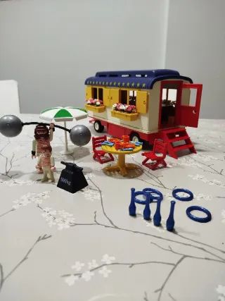 Playmobil Circo Caravana 3728 y Fakir 3398