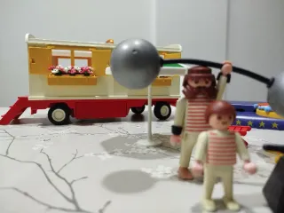 Playmobil Circo Caravana 3728 y Fakir 3398