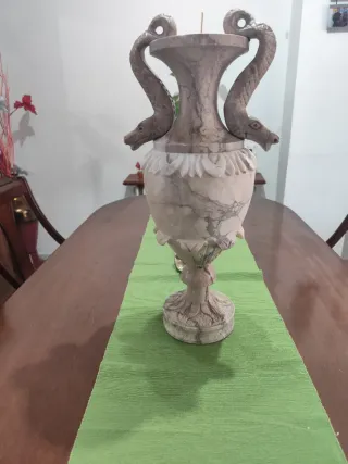 Jarrón de mármol moca crema