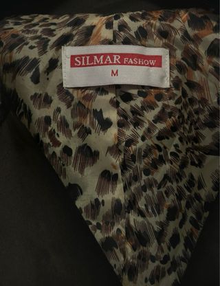 Trench corto marrone nuovo senza cartellino