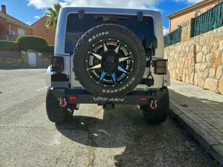 Jeep Wrangler rubicon V8 6.4L 500 cv