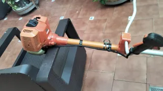 Desbrozadora  profesional Echo modelo :CLS 5000.