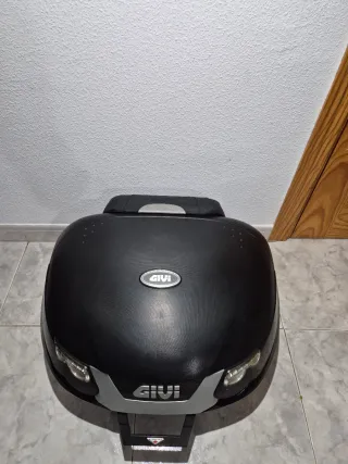 Baúl Givi E55 Top Case