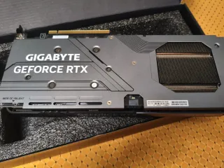 Gigabyte RTX 4060 OC 8GB Tarjeta Gráfica