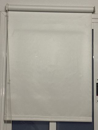Estor enrollable blanco