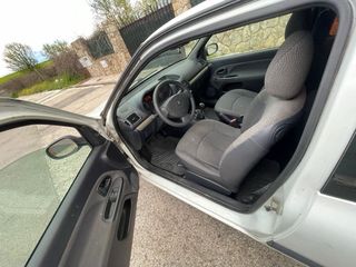 Renault Clio 2005