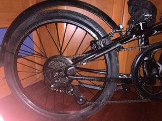 Bicicleta plegable negra