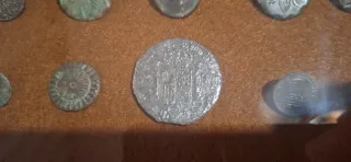 Colección histórica monedas y botones