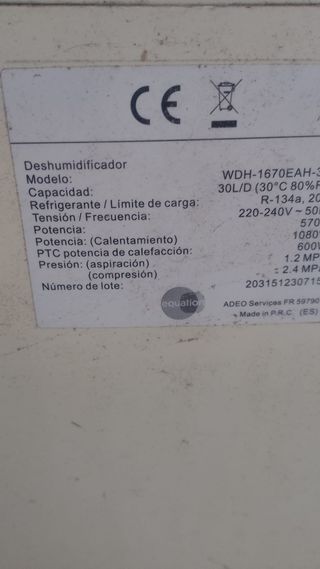 Deshumidificador blanco