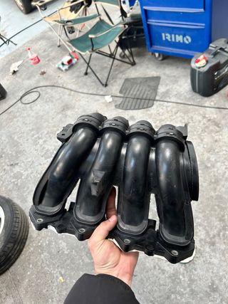 Colectores Admisión Saxo VTS 1.6 16V