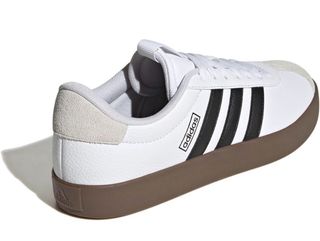 Zapatillas Adidas Blancas y Marrones