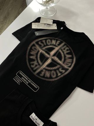Camiseta Stone Island Negra