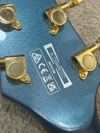 Guitarra Ibanez IC420 Azul Metálico