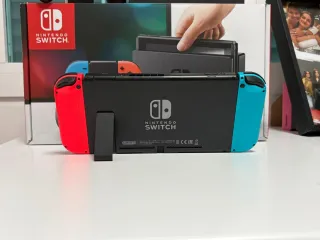 Nintendo Switch + 4 juegos