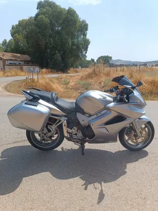 Honda VFR 800 VTEC 2005