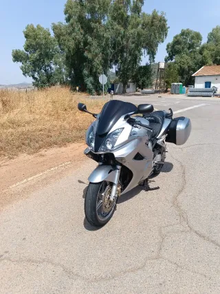 Honda VFR 800 VTEC 2005