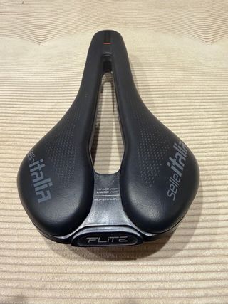 Sillín Selle Italia Flite Superboost Carbonio 145m