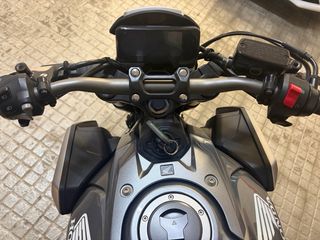 Honda CB650R Naked Moto Manual
