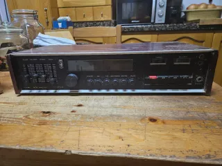 Equipo de música Die Waal 720 para reparar